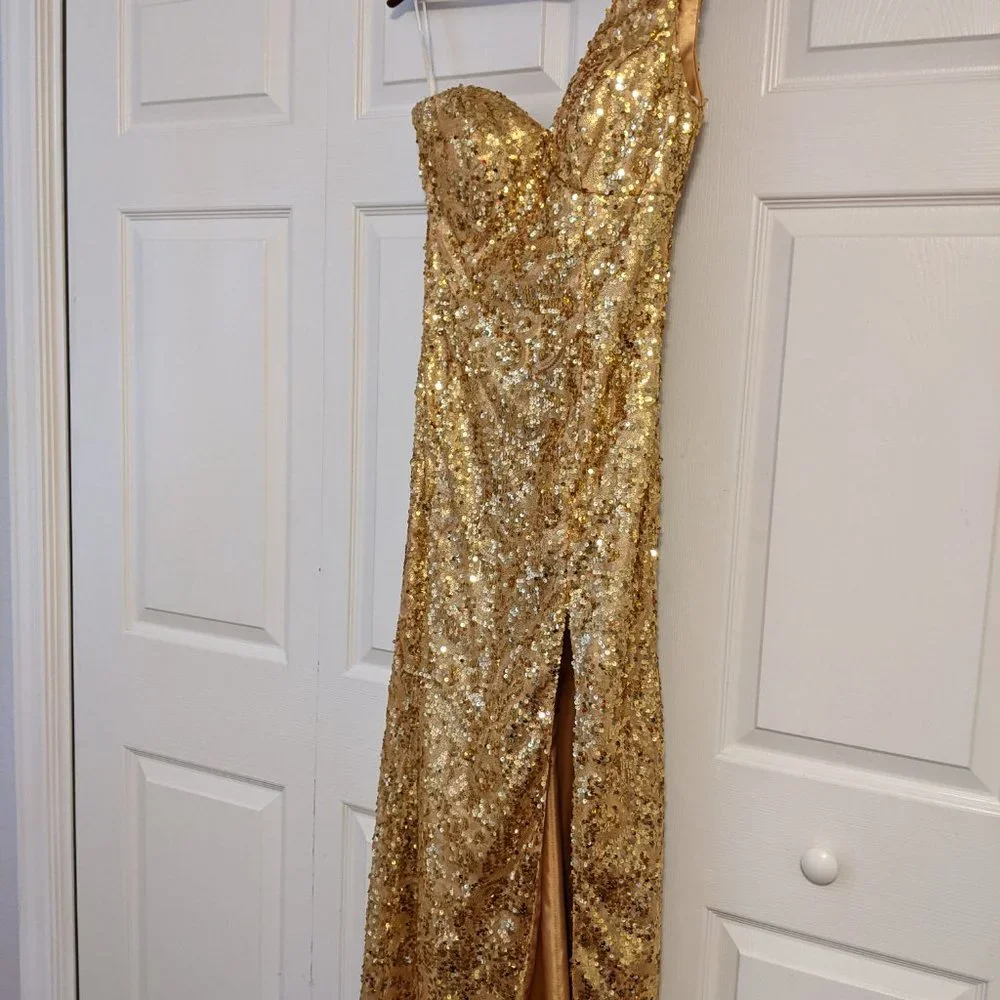 Sequin, Prom, Homecoming, Pagent, Awards Dress - Picture 6 of 7